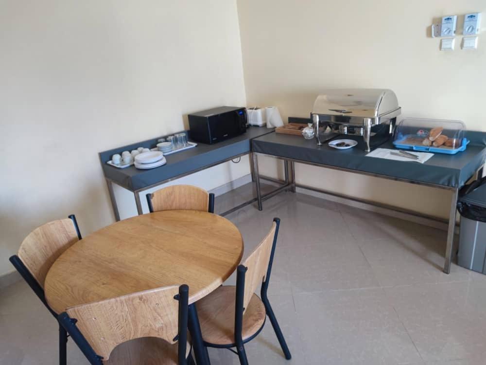 Djibguesthouse Djibouti City Esterno foto